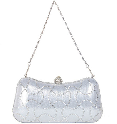 

Reedra Party Silver Clutch