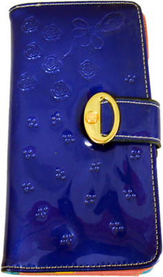 

The Trendy Casual Blue Clutch