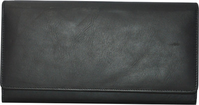 

Freddy's Casual Black Clutch