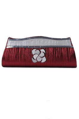 

Kleio Casual Red Clutch