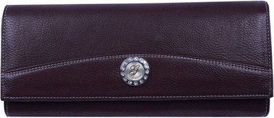 

Gorgeous Casual Brown Clutch