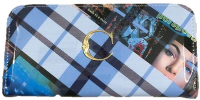 

Smyle Casual Blue Clutch