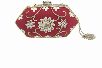 

Peaubella Party Pink Clutch