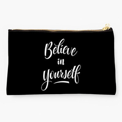 

Uptown18 Casual Multicolor Clutch