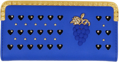 

IIK Collection Casual Multicolor Clutch