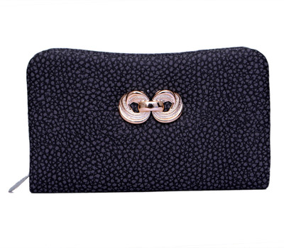 

Zakina Black Clutch