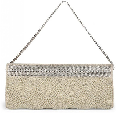 

Oleva Party White Clutch