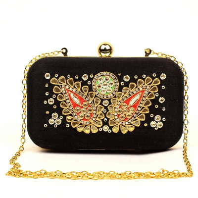 

Hepburnette Party Black Clutch