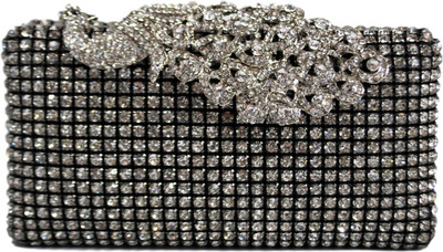 

Chicastic Party Black Clutch