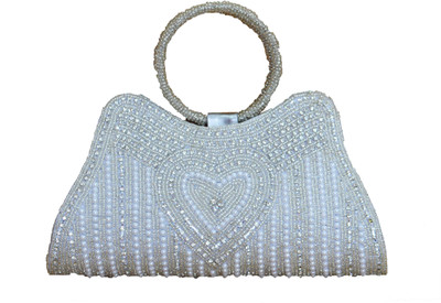 

Freddy's Casual Silver Clutch