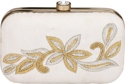 

PASHAN KALA Casual White Clutch