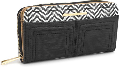 

ALDO Casual White, Black, Tan Clutch, Black;tan;white
