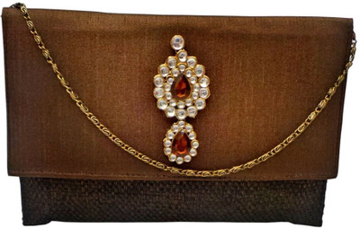 

Bhamini Casual Brown Clutch
