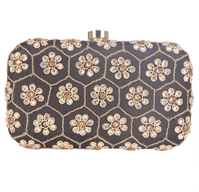 

Royal Pitarah Casual Black Clutch