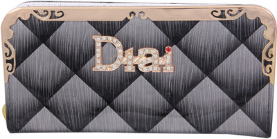 

UC Casual Black, Silver Clutch