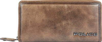

Police Brown Clutch