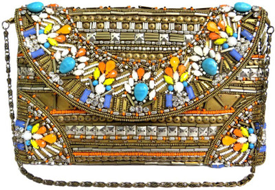 

Kawaii Casual Gold Clutch