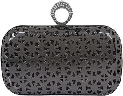 

PamperVille Party Black Clutch
