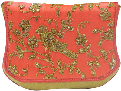 

Deepsum Party Pink Clutch