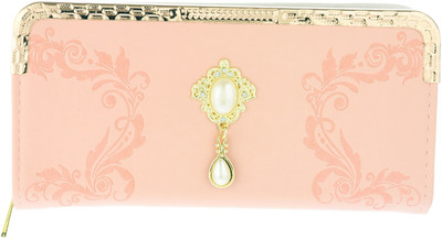 

JG Shoppe Party Beige Clutch
