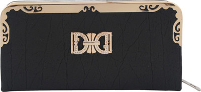 

MTE Party Black Clutch