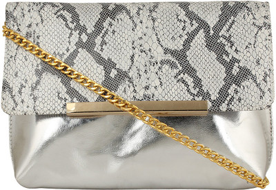 

Berrypeckers Party Silver Clutch