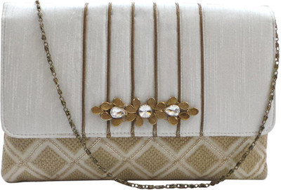 

Bhamini Party White Clutch