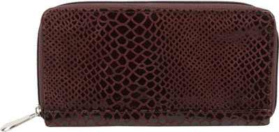 

Umda Party Brown Clutch
