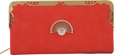 

MTE Party Red Clutch