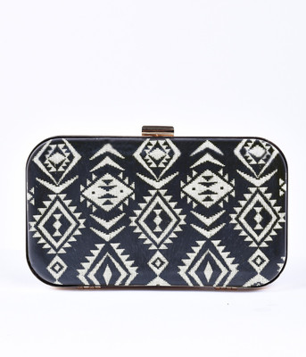 

AHAM Casual Multicolor Clutch