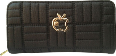 

Sanshul Formal Black Clutch
