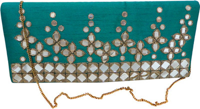

Bhamini Party Green Clutch