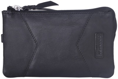 

Justanned Casual Black Clutch