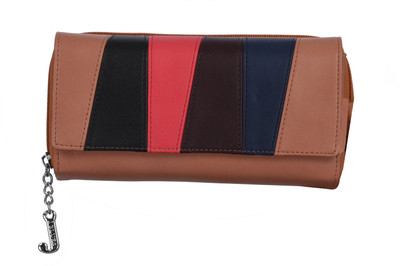 

TT Casual Tan Clutch