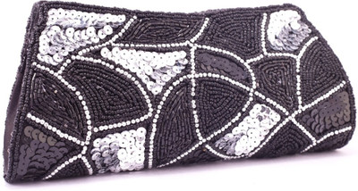 

Kleio Party Black Clutch