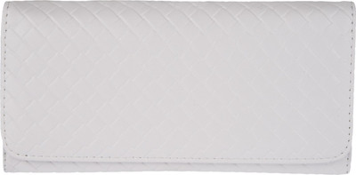 

ViE Casual White Clutch