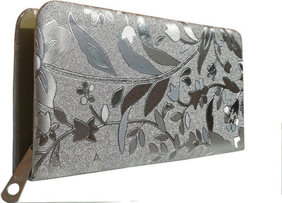 

Sanshul Casual Silver Clutch