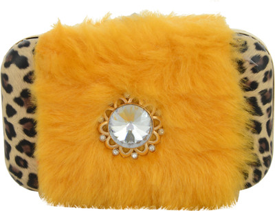 

Tooba Handicraft Party Multicolor Clutch