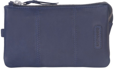 

Justanned Casual Blue Clutch