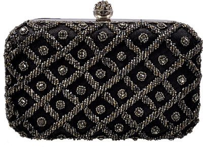 

Duchess Party Black Clutch