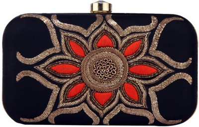 

Royal Pitarah Party Black Clutch
