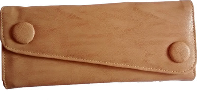 

Fiable Formal Beige Clutch