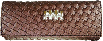 

Modish Look Casual Brown Clutch