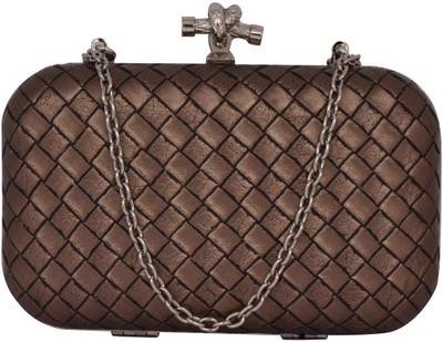 

Mex Party Brown Clutch