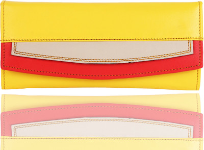 

Yark Yellow Clutch