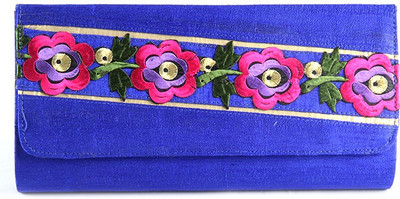 54% OFF on Favola Party Blue Clutch 54% OFF on Favola Party Blue Clutch