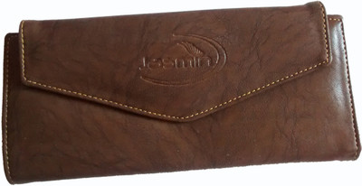 

Fiable Casual Brown Clutch