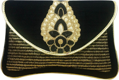 

Angelfish Party Black Clutch