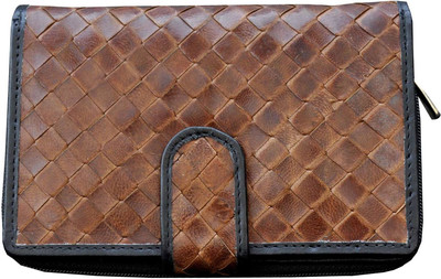 

Tamanna Casual Multicolor Clutch