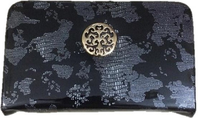 

Smyle Casual Black Clutch